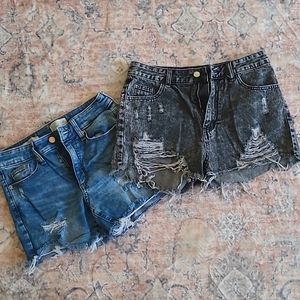Bundle Jean Shorts